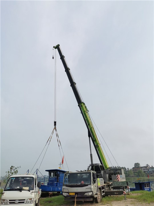 崂山区桥梁建设吊装案例